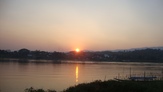 Fondazione Livia Benini - primo incontro con il Mekong al tramonto.